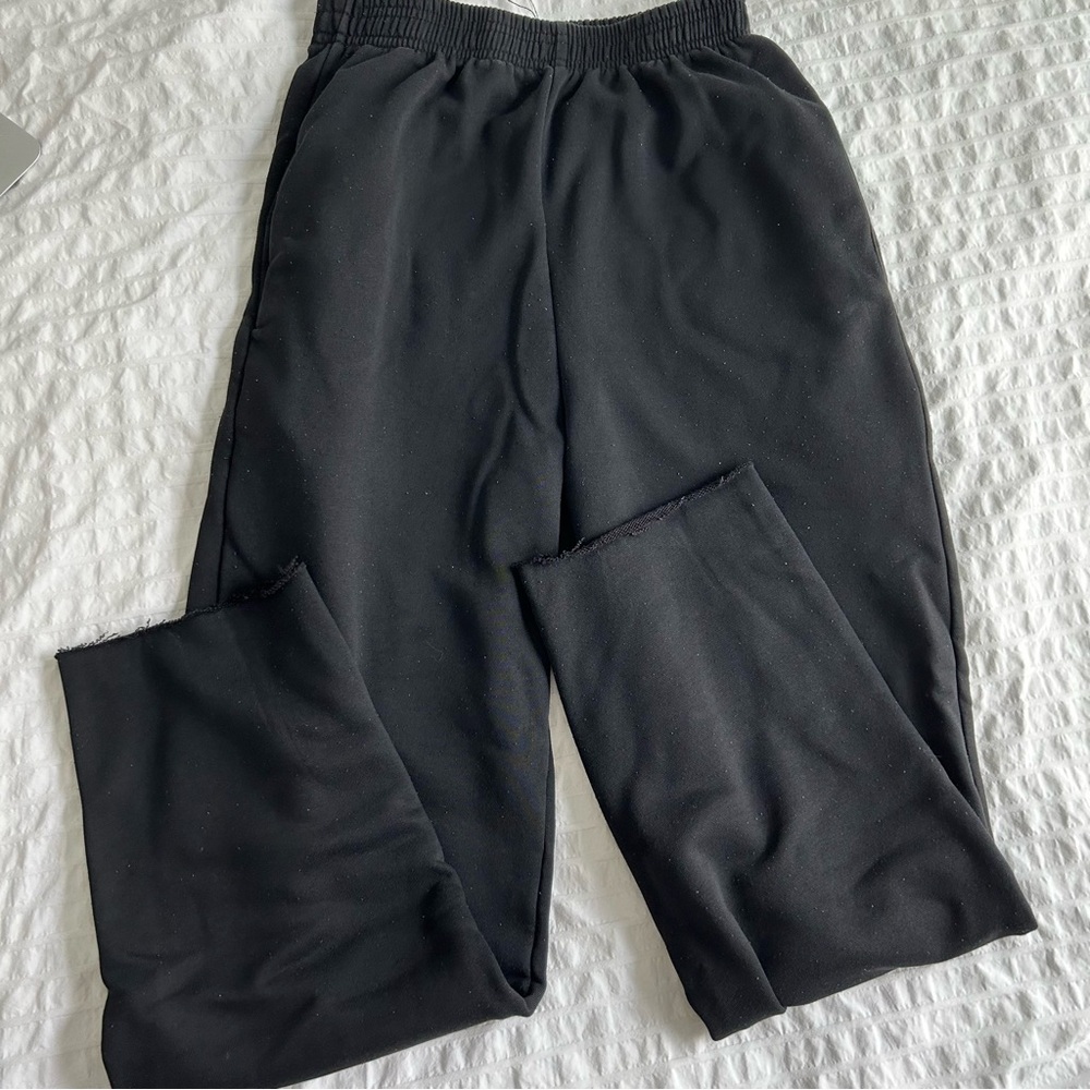 Black sweatpants